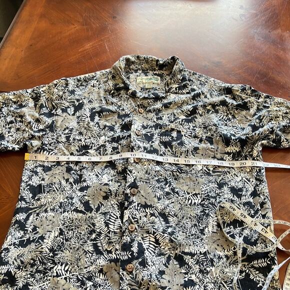 Havana Jacks Cafe Black Tropical Print Shirt Mens Size Medium Button Front - Picture 8 of 9